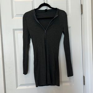 Gray body on dress, zip up front